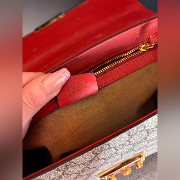 Gucci GG Supreme Padlock Medium Crossbody Shoulder Bag 🩷❤️ - Picture 12 of 14